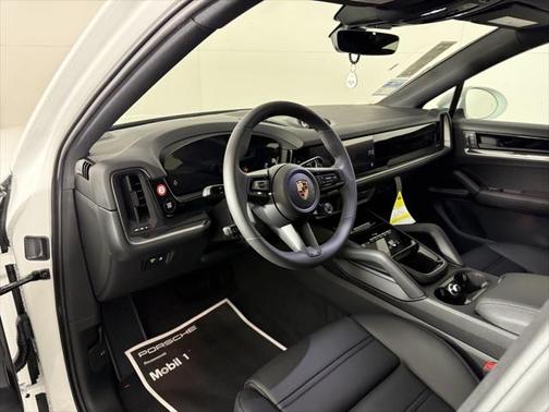 2025 Porsche Cayenne