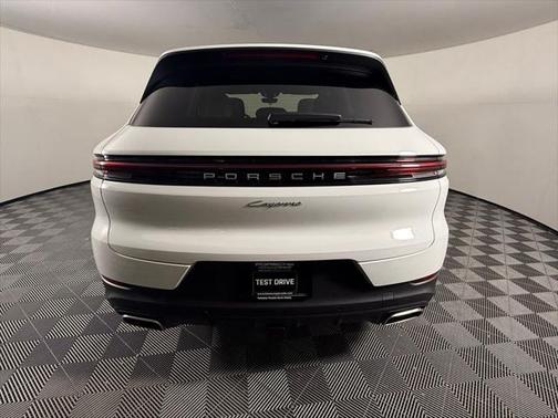 2025 Porsche Cayenne