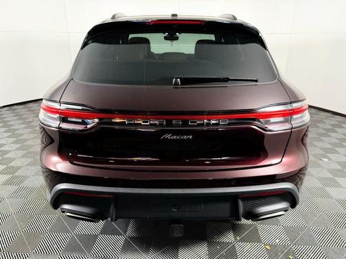 2025 Porsche Macan 2.0T