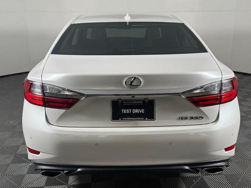 2016 Lexus ES 350 Base