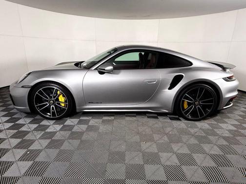 2021 Porsche 911 Turbo S