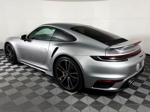 2021 Porsche 911 Turbo S