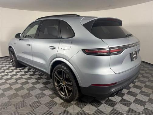 2021 Porsche Cayenne E-Hybrid S
