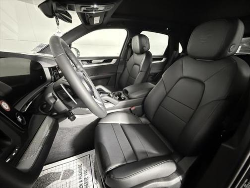 2025 Porsche Cayenne