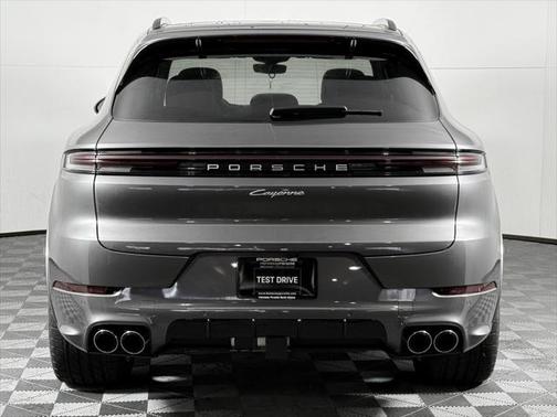 2025 Porsche Cayenne