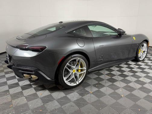 2022 Ferrari Roma Coupe
