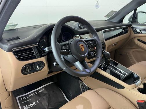 2026 Porsche Macan T