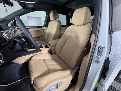 2026 Porsche Macan T