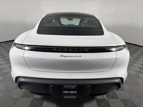 2025 Porsche Taycan 4S