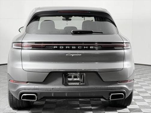 2025 Porsche Cayenne 