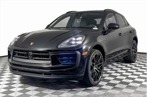 2024 Porsche Macan Base