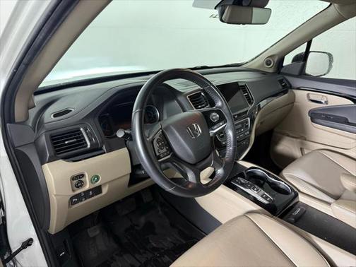 2020 Honda Pilot Touring 8-Passenger