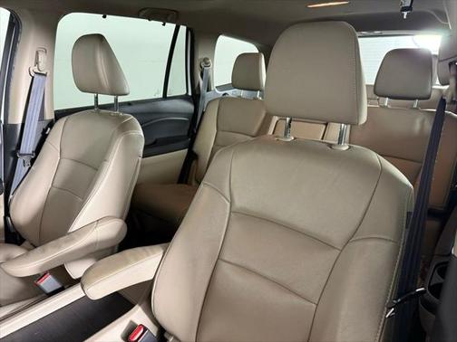 2020 Honda Pilot Touring 8-Passenger
