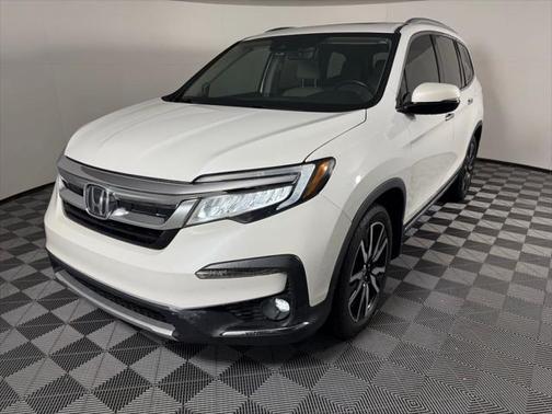 2020 Honda Pilot Touring 8-Passenger