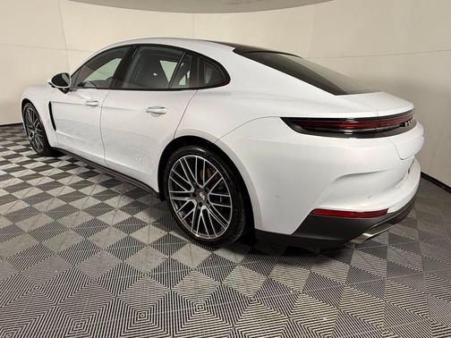 2025 Porsche Panamera Hatchback