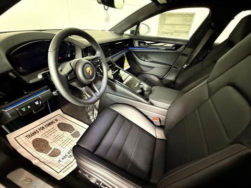 2025 Porsche Panamera Hatchback