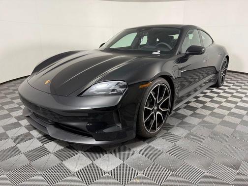 2025 Porsche Taycan