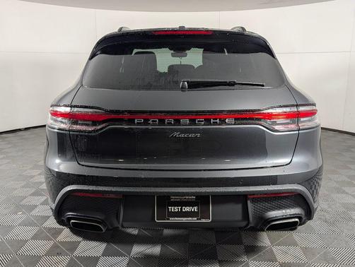 2026 Porsche Macan 
