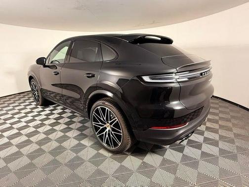 2025 Porsche Cayenne