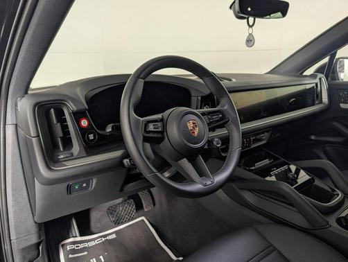 2025 Porsche Cayenne Cayenne