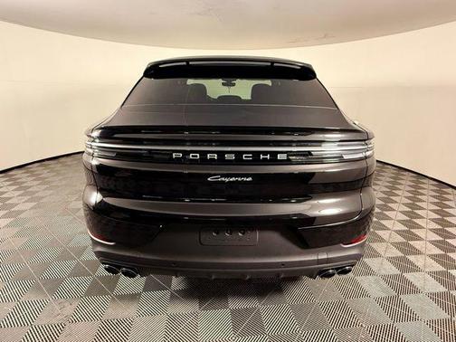 2025 Porsche Cayenne