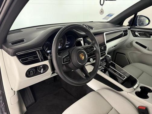 2024 Porsche Macan GTS