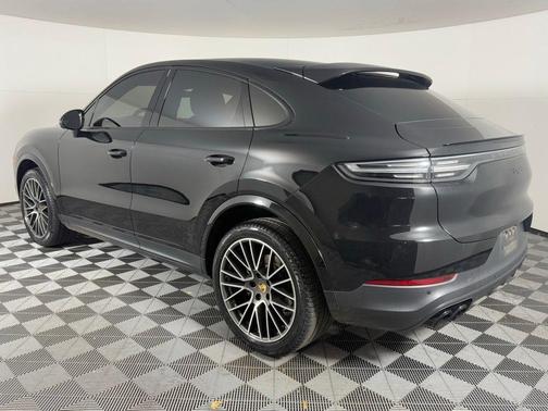 2021 Porsche Cayenne Cayenne