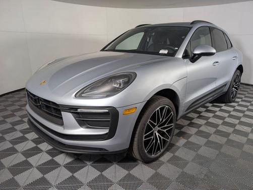 2026 Porsche Macan 