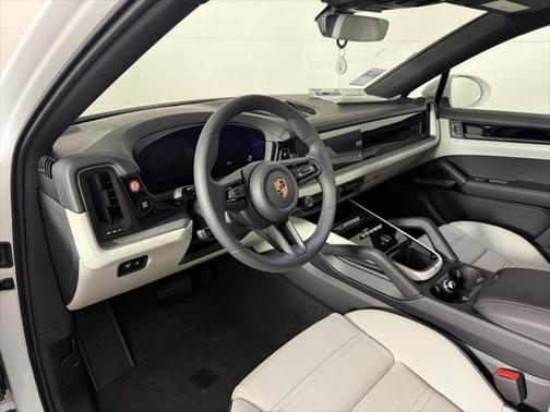 2025 Porsche Cayenne