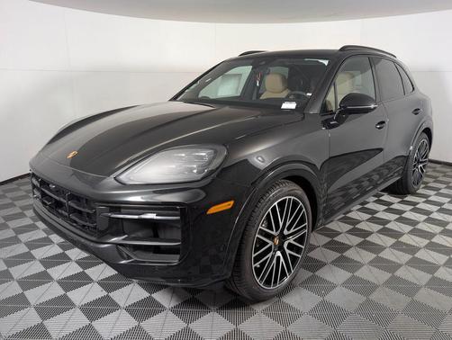 2026 Porsche Cayenne GTS