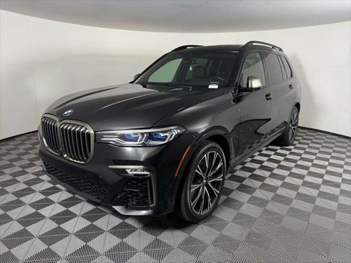 2020 BMW X7 M50i
