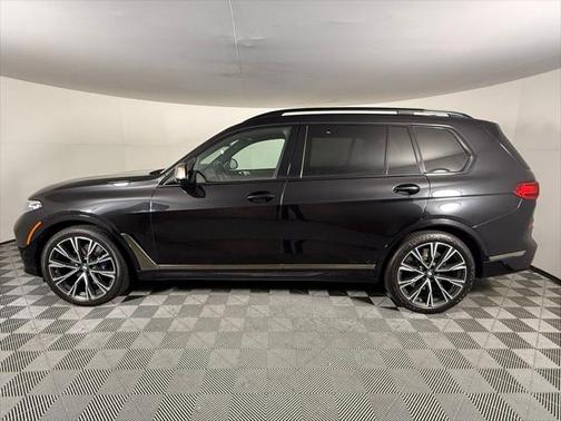 2020 BMW X7 M50i