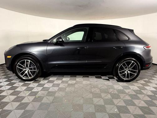 2025 Porsche Macan 2.0T