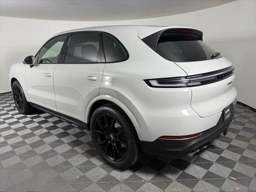 2025 Porsche Cayenne