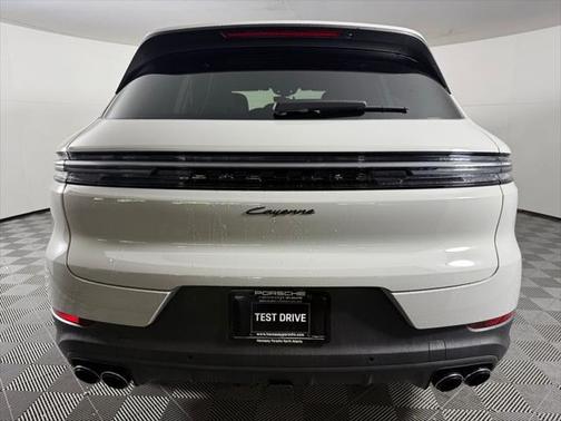 2025 Porsche Cayenne