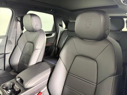 2025 Porsche Cayenne