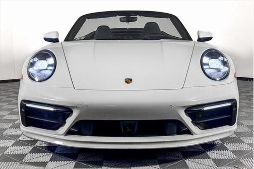 2020 Porsche 911 Carrera S