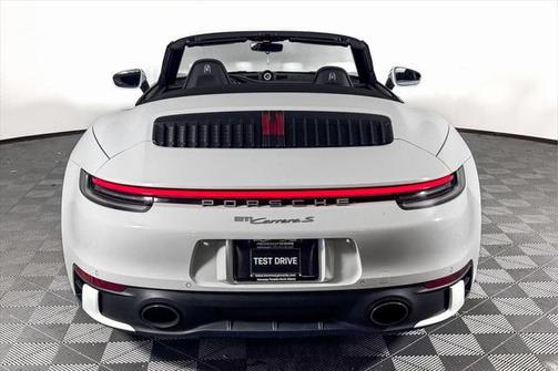 2020 Porsche 911 Carrera S
