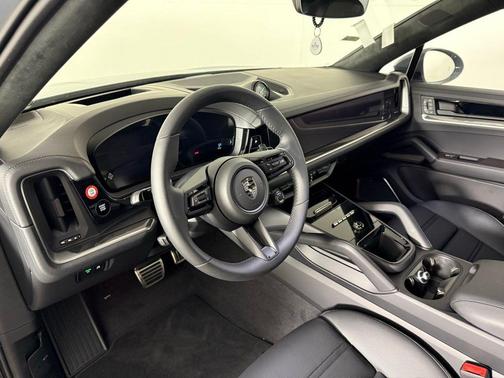 2026 Porsche Cayenne Turbo