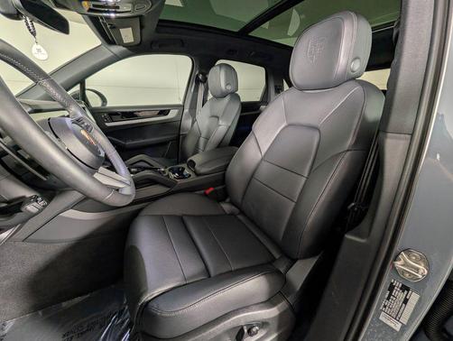 2025 Porsche Cayenne Cayenne