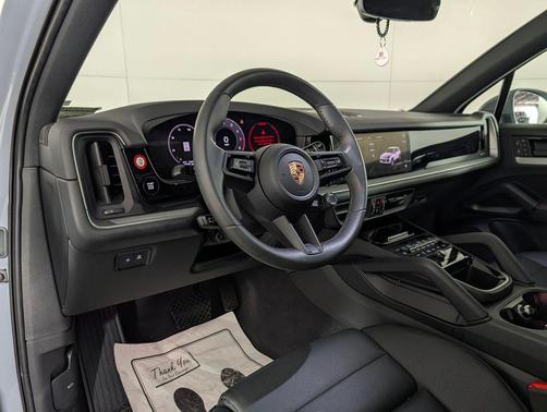 2025 Porsche Cayenne Cayenne