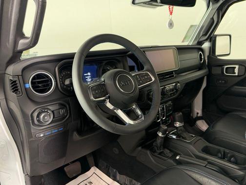 2024 Jeep Wrangler 4xe High Altitude