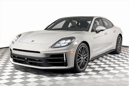2025 Porsche Panamera