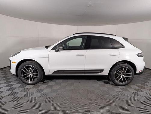 2026 Porsche Macan T