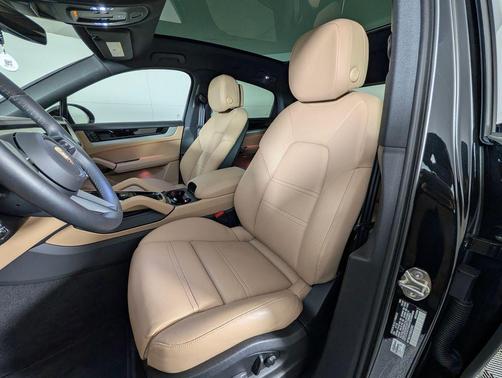2025 Porsche Cayenne Cayenne