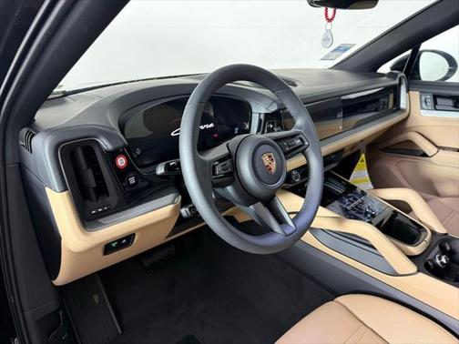2025 Porsche Cayenne