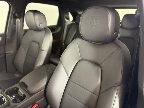 2025 Porsche Cayenne Cayenne