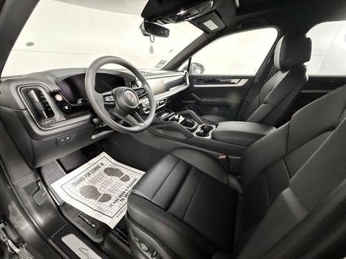 2025 Porsche Cayenne Cayenne