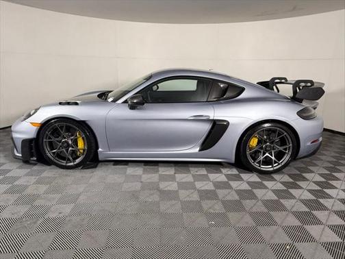 2023 Porsche 718 Cayman GT4 RS