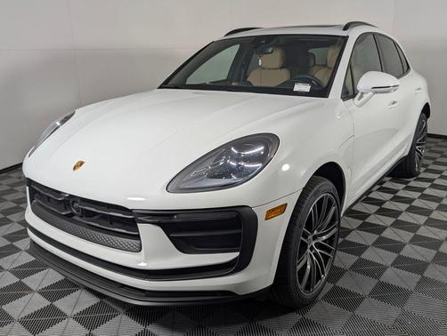 2026 Porsche Macan 
